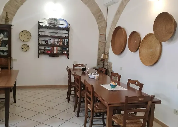 La Casa Rossa Gasthof Riola Sardo