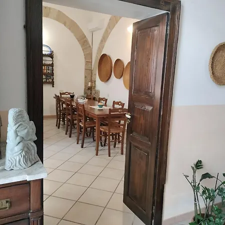 La Casa Rossa *