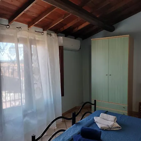 La Casa Rossa Inn Riola Sardo