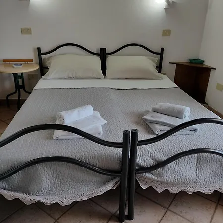 La Casa Rossa Inn *